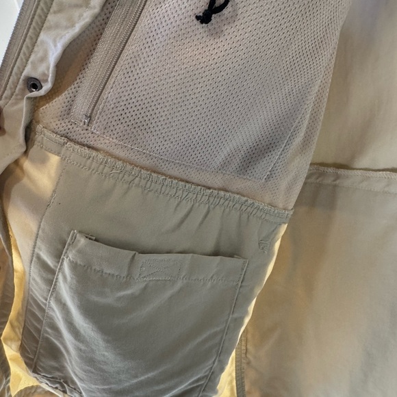 Men's Tan Travelsmith Vest - Picture 10 of 11